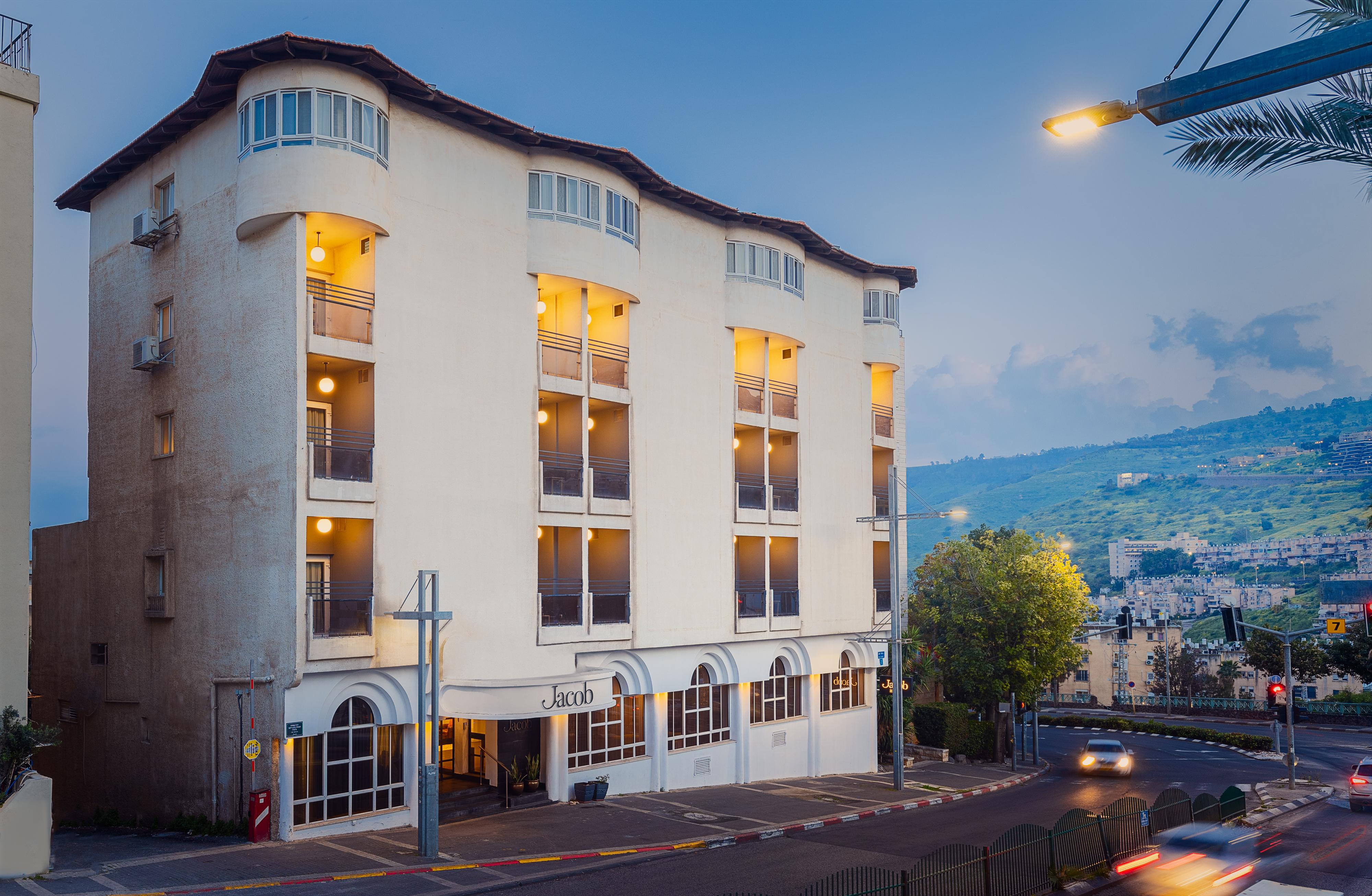 Jacob Tiberias Hotel Екстериор снимка