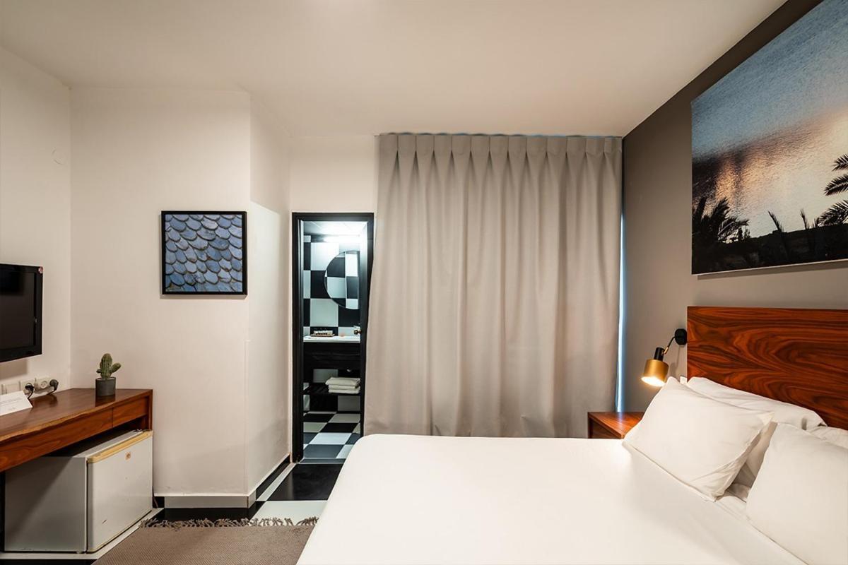 Jacob Tiberias Hotel Екстериор снимка