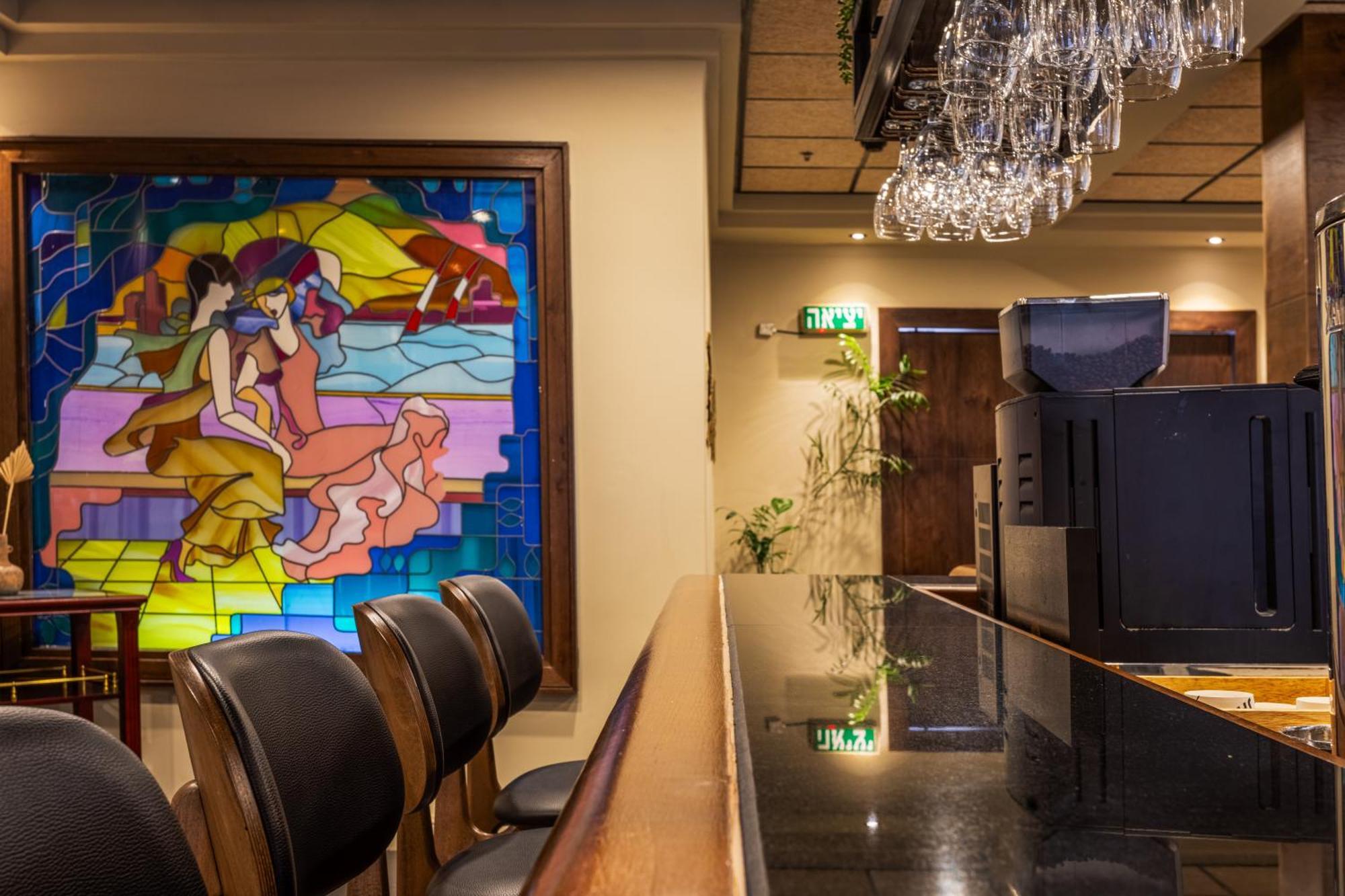 Jacob Tiberias Hotel Екстериор снимка